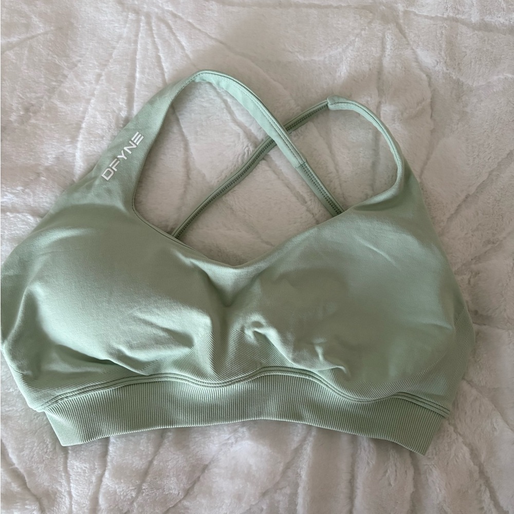 Dfyne Mint Green Sports Bra